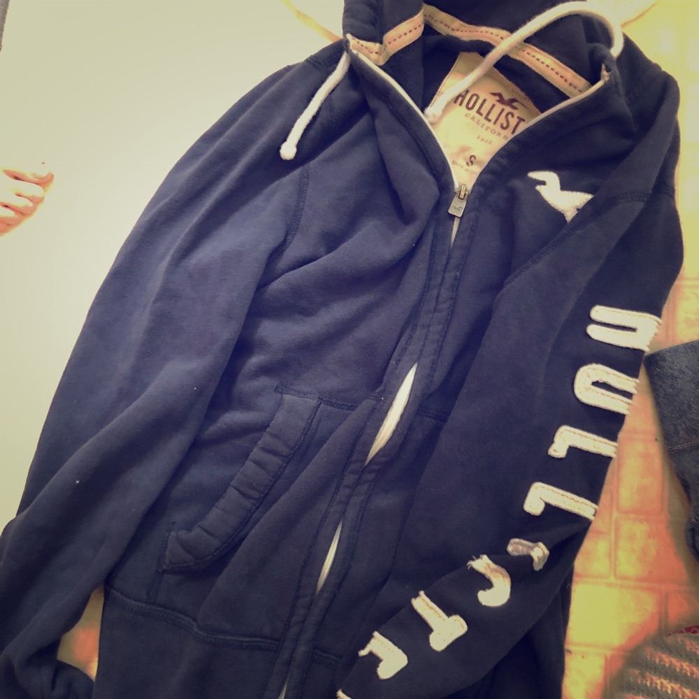 Hollister sweatshirt